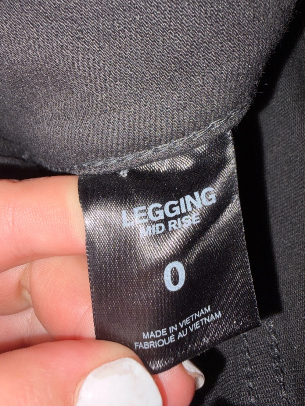 Express Women's Black Ripped Skinny Jeans - Picture 2 of 3